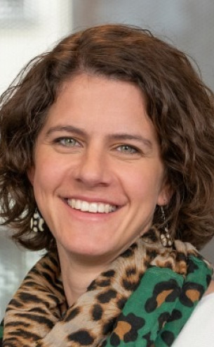 Dr. Verena Benz