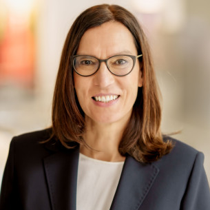 Dr. Sibylle Steiner | Bildnachweis: Lopata/axentis.de