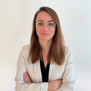 Dr. Mona Späth